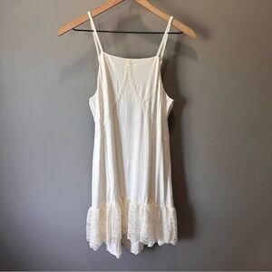 Joyfolie Gracelyn Slip Dress in Cream. NWT. Size 14